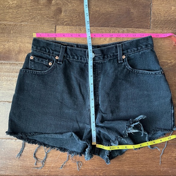 Levi’s 550 High Waist Dark Wash Cutoffs size 30 - Picture 5 of 7